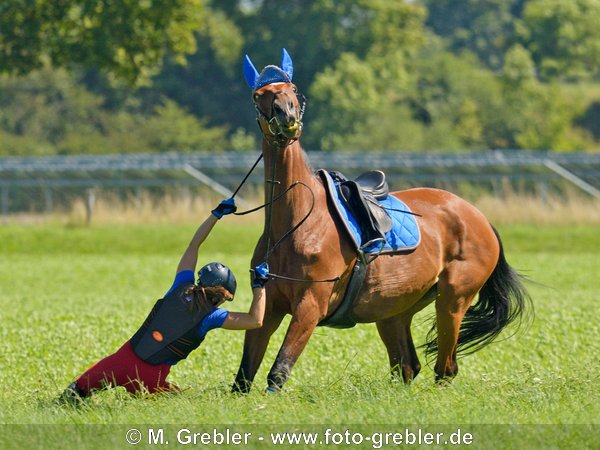 Sturz nach einem Geländehindernis 